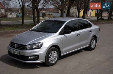 Седан Volkswagen Polo 2018 в 