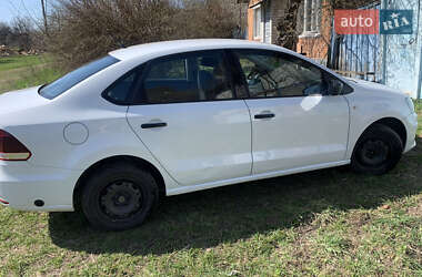 Седан Volkswagen Polo 2018 в 