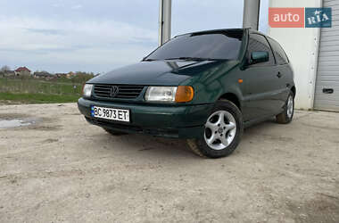 Хэтчбек Volkswagen Polo 1995 в 