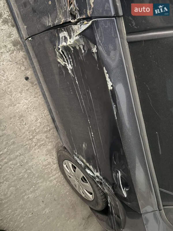 Седан Volkswagen Polo 2012 в Львове