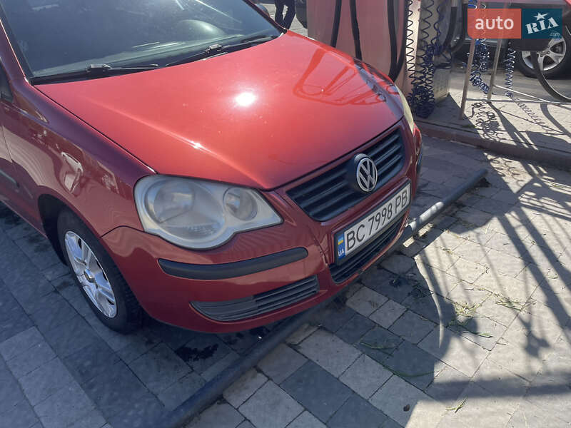 Хэтчбек Volkswagen Polo 2006 в 