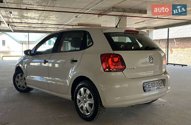 Хэтчбек Volkswagen Polo 2009 в 