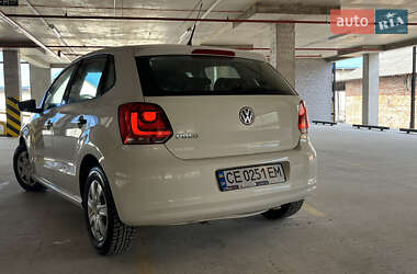Хэтчбек Volkswagen Polo 2009 в 