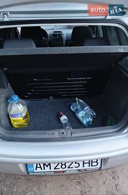 Хэтчбек Volkswagen Polo 2007 в 