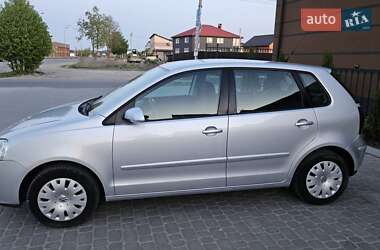 Хетчбек Volkswagen Polo 2009 в 