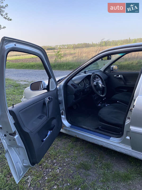 Хетчбек Volkswagen Polo 2001 в Золотоноші