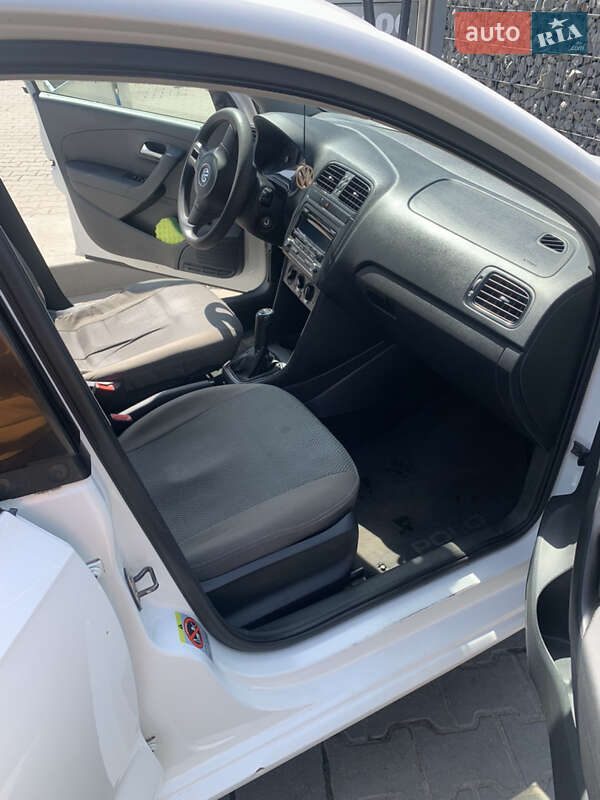Седан Volkswagen Polo 2012 в Житомирі