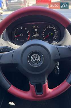 Хетчбек Volkswagen Polo 2010 в 