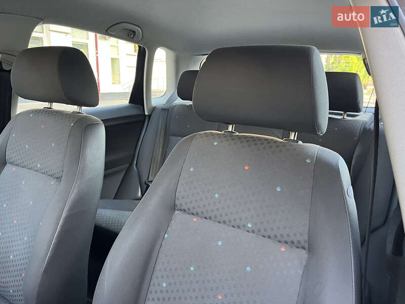 Хэтчбек Volkswagen Polo 2003 в Черновцах