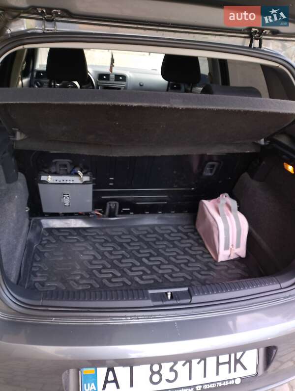 Хетчбек Volkswagen Polo 2011 в Івано-Франківську