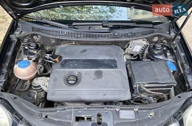 Хетчбек Volkswagen Polo 2005 в 