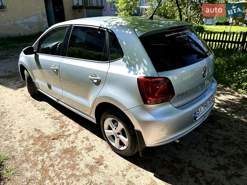 Хэтчбек Volkswagen Polo 2013 в Яворове