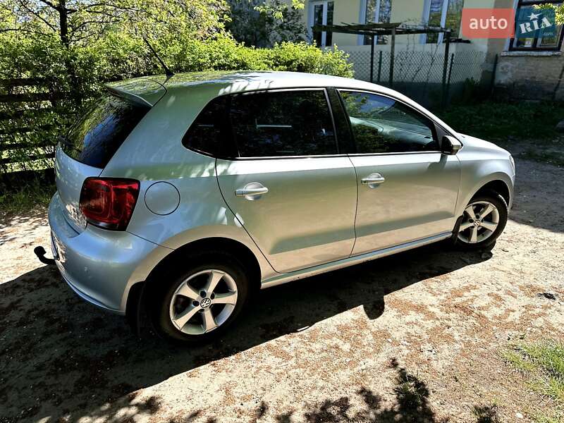 Хэтчбек Volkswagen Polo 2013 в Яворове