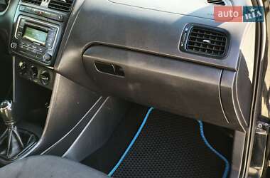 Седан Volkswagen Polo 2013 в 