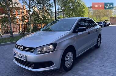 Седан Volkswagen Polo 2011 в Полтаве