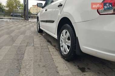 Седан Volkswagen Polo 2012 в 