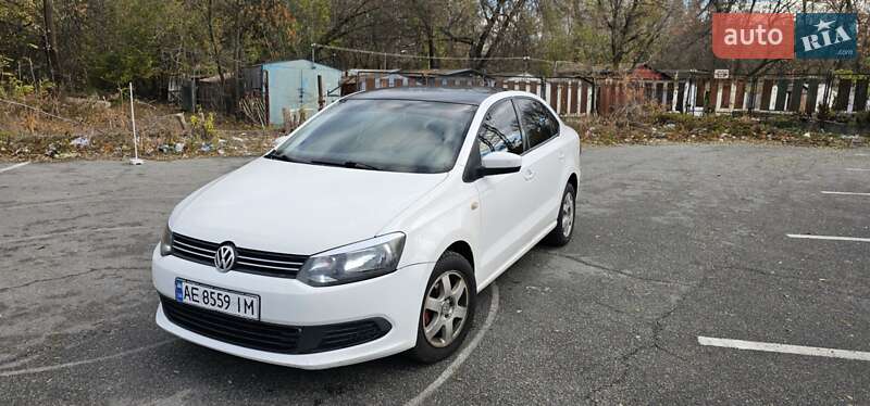 Седан Volkswagen Polo 2011 в 