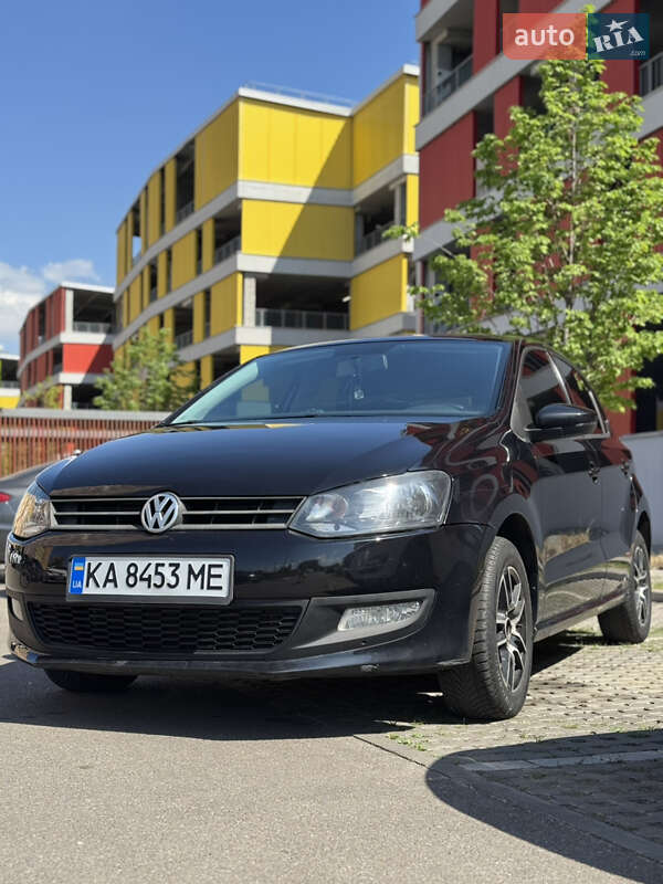 Хетчбек Volkswagen Polo 2010 в Києві