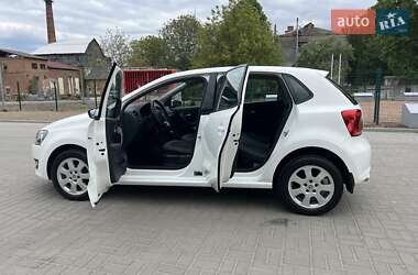 Хетчбек Volkswagen Polo 2011 в 