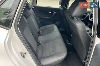 Хетчбек Volkswagen Polo 2011 в 