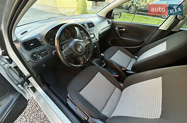 Седан Volkswagen Polo 2011 в 