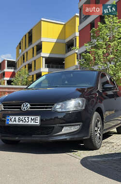 Хетчбек Volkswagen Polo 2010 в 