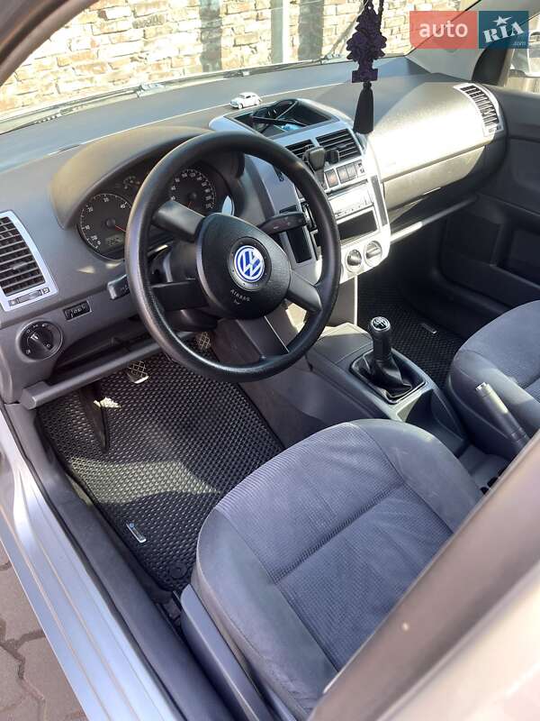Хэтчбек Volkswagen Polo 2001 в Львове