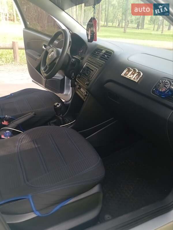 Седан Volkswagen Polo 2018 в Тростянце