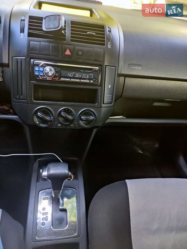 Хетчбек Volkswagen Polo 2008 в Полтаві