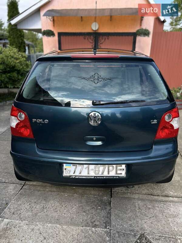 Хэтчбек Volkswagen Polo 2002 в Виноградове