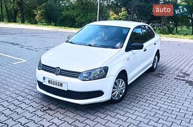 Седан Volkswagen Polo 2013 в Хмельницькому