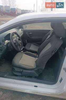 Хэтчбек Volkswagen Polo 2014 в 
