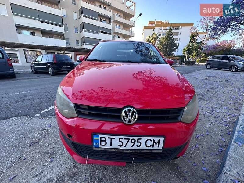 Хетчбек Volkswagen Polo 2013 в Чернівцях