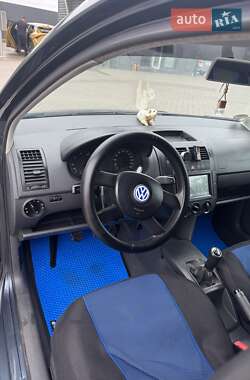 Хетчбек Volkswagen Polo 2003 в 