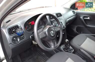 Седан Volkswagen Polo 2013 в 