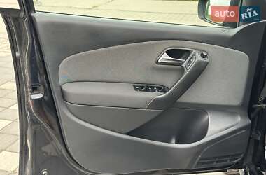 Хэтчбек Volkswagen Polo 2012 в 