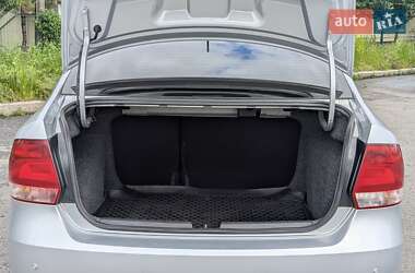 Седан Volkswagen Polo 2013 в 