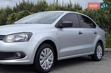 Седан Volkswagen Polo 2013 в 