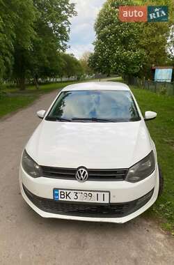 Хэтчбек Volkswagen Polo 2012 в Ровно
