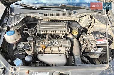 Седан Volkswagen Polo 2012 в 