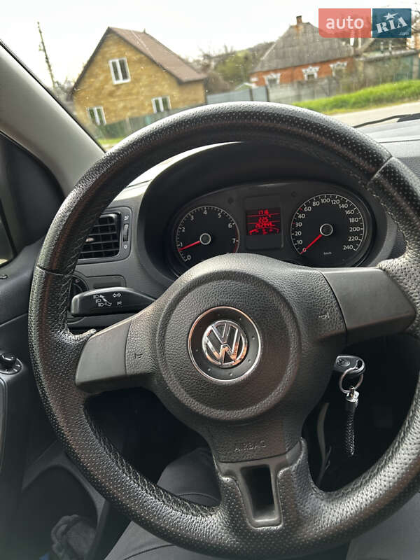 Седан Volkswagen Polo 2012 в Харкові