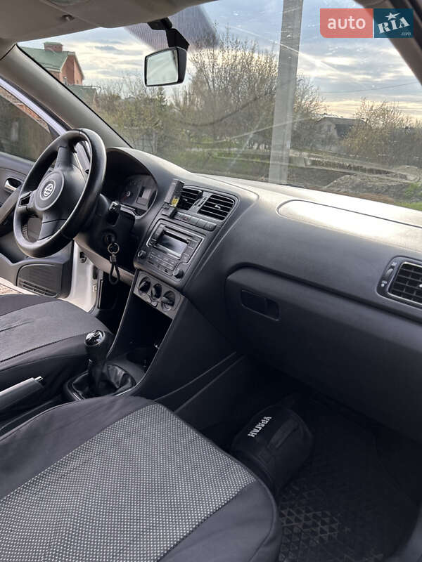 Седан Volkswagen Polo 2012 в Харкові