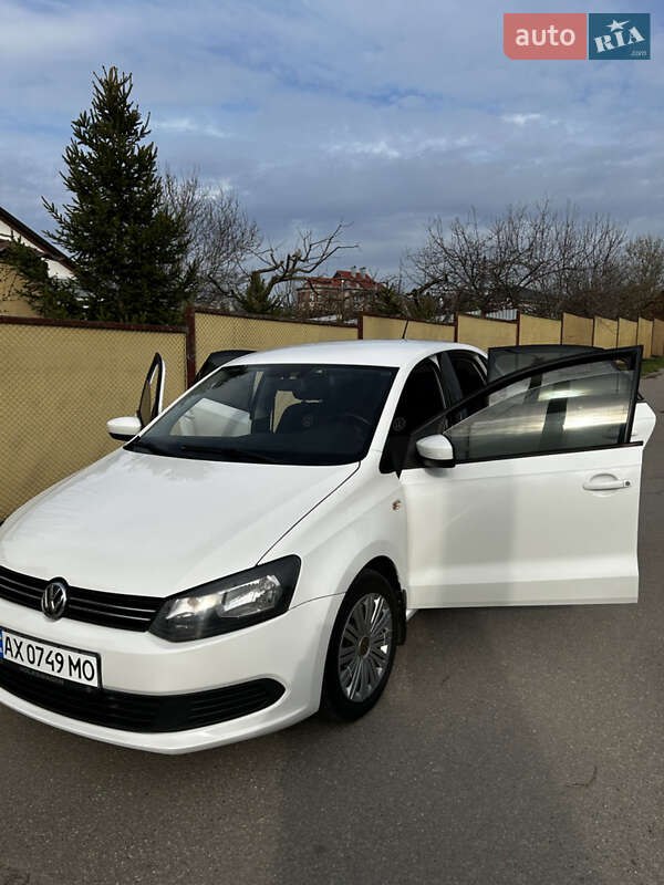 Седан Volkswagen Polo 2012 в Харкові