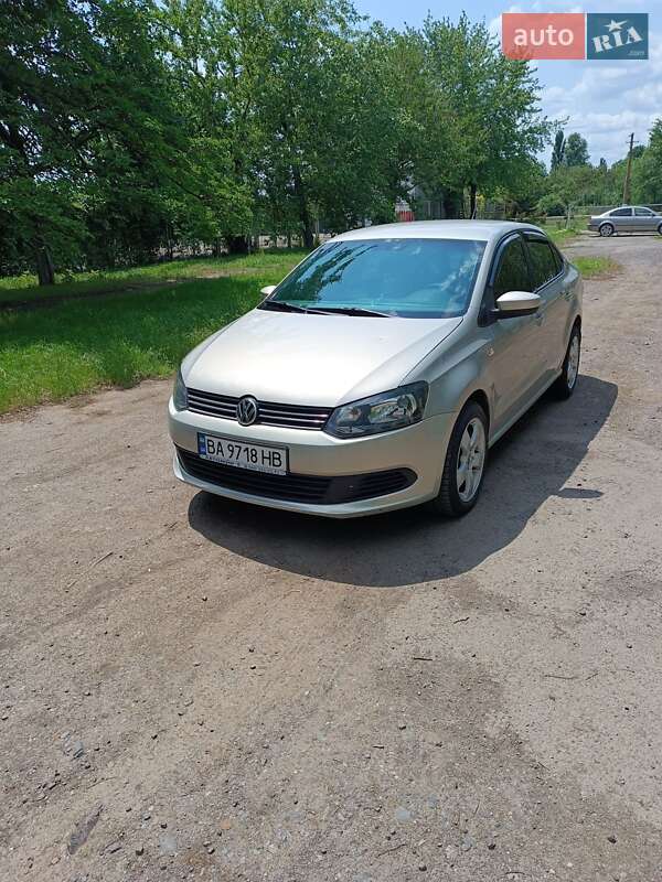 Седан Volkswagen Polo 2011 в Кривому Розі