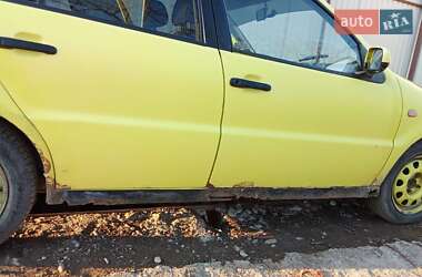 Хетчбек Volkswagen Polo 1999 в 