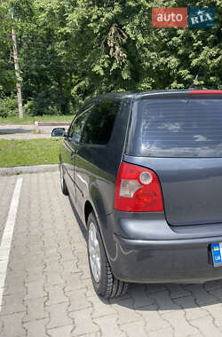 Хэтчбек Volkswagen Polo 2004 в 