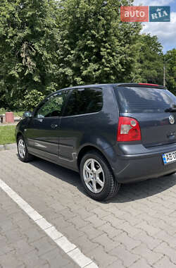 Хэтчбек Volkswagen Polo 2004 в 