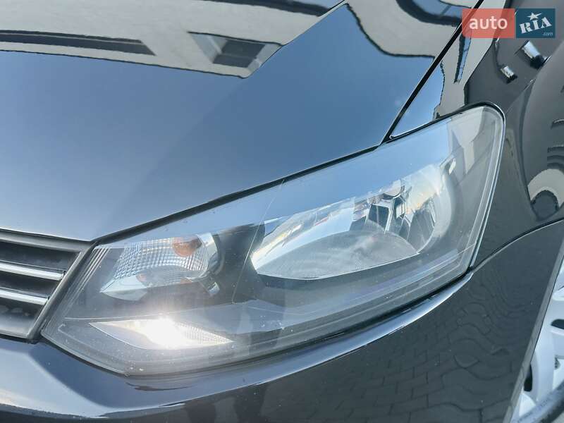 Седан Volkswagen Polo 2011 в Мукачевому