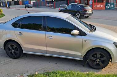 Седан Volkswagen Polo 2013 в 