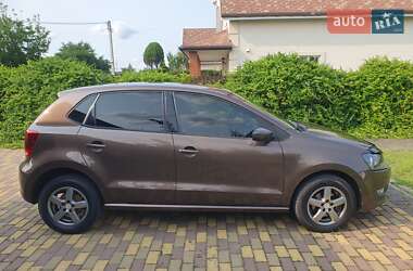 Хэтчбек Volkswagen Polo 2012 в 